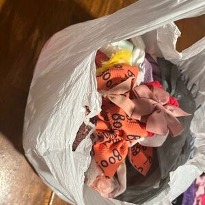 Tons of Babygirl bows!